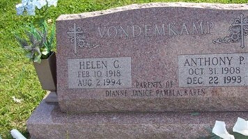 Helen G Schneider Vondemkamp