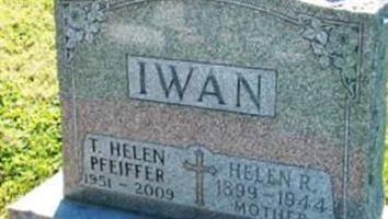 Helen Iwan Pfeiffer