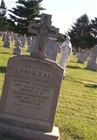 Helen M Navickas