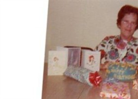 Helen Marion "Bea" Plank Oligschlaeger