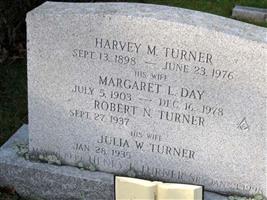 Henry E Turner, Sr