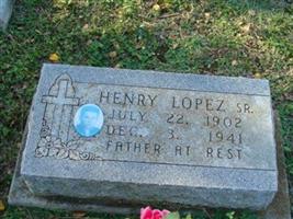 Henry Lopez, Sr