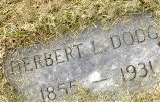 Herbert L Dodge