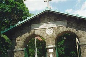 Holy Cross Cemetery Holy Cross Cemetery