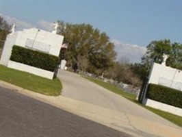 Holy Cross Cemetery