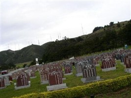 Hoy Sun Memorial Cemetery