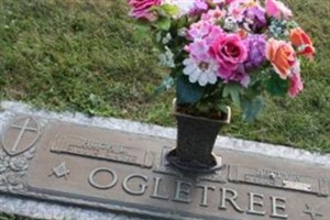 Hugh L Ogletree, Sr