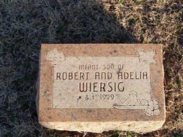 Infant Son Wiersig Infant Son Wiersig