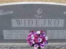 Ivy Burch Widejko
