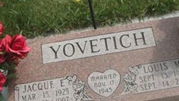 Jacque E Yovetich
