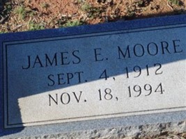 James Edward Moore (1991122.jpg) James Edward Moore (1991122.jpg)
