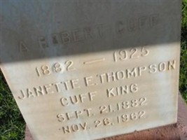 Janette E Thompson Cuff King