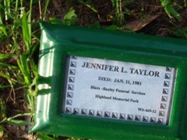 Jennifer Lee Taylor Jennifer Lee Taylor