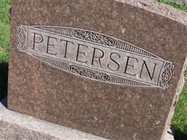 Jerald W Petersen, Jr