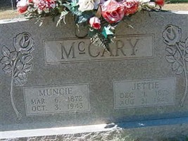 Jettie McCary
