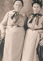 Johanna "Jennie" Komes Lorenz Johanna "Jennie" Komes Lorenz