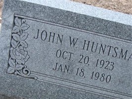 John W Huntsman