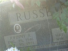 Johnny R Russell
