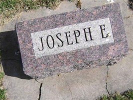 Joseph E Lowrey