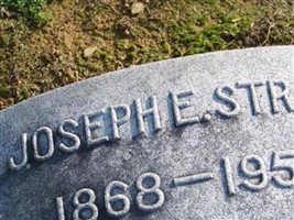 Joseph E Straw