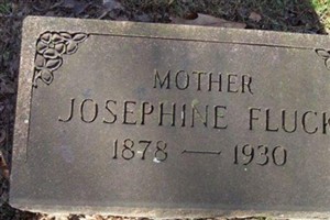Josephine Fluck