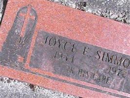 Joyce E Simmons