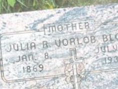 Julia R Vorlob Block