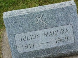 Julius Madura