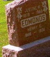 Justine Edmonds Justine Edmonds