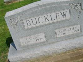 Kenneth E Bucklew