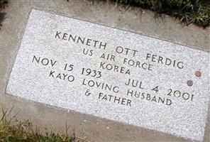 Kenneth Ott Ferdig