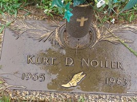 Kurt D Noller