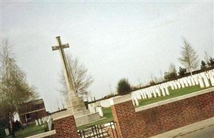 La Brique Military Cemetery #02