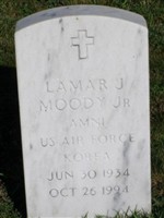 Lamar J Moody, Jr