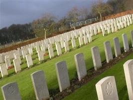 Lapugnoy Military Cemetery