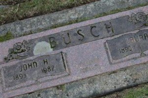 Laura Busch Laura Busch