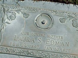 Laura Nielsen Edman Laura Nielsen Edman