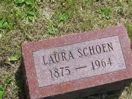 Laura Schoen