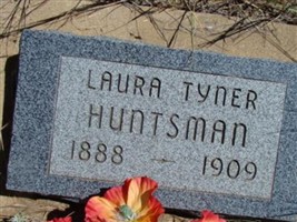 Laura Tyner Huntsman