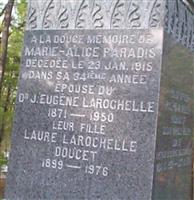 Laure Doucet Larochelle
