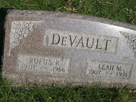 Leah M DeVault