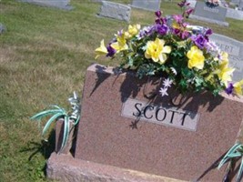 Leland "Lee" Scott