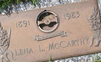 Lena L McCarthy