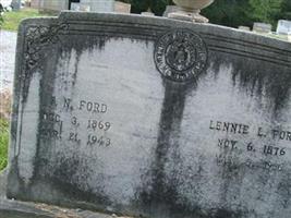 Lennie L Ford