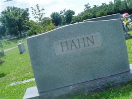 Leola Baker Hahn