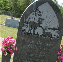 Leon Douglas McIntyre