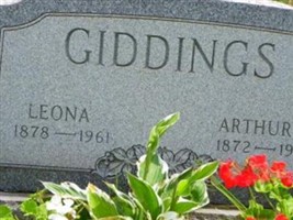 Leona M Thompkins Giddings