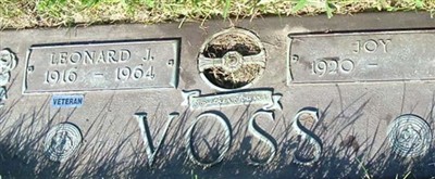 Leonard J Voss