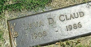 Leva Demoy Still Claud