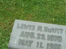 Lewis N DeWitt